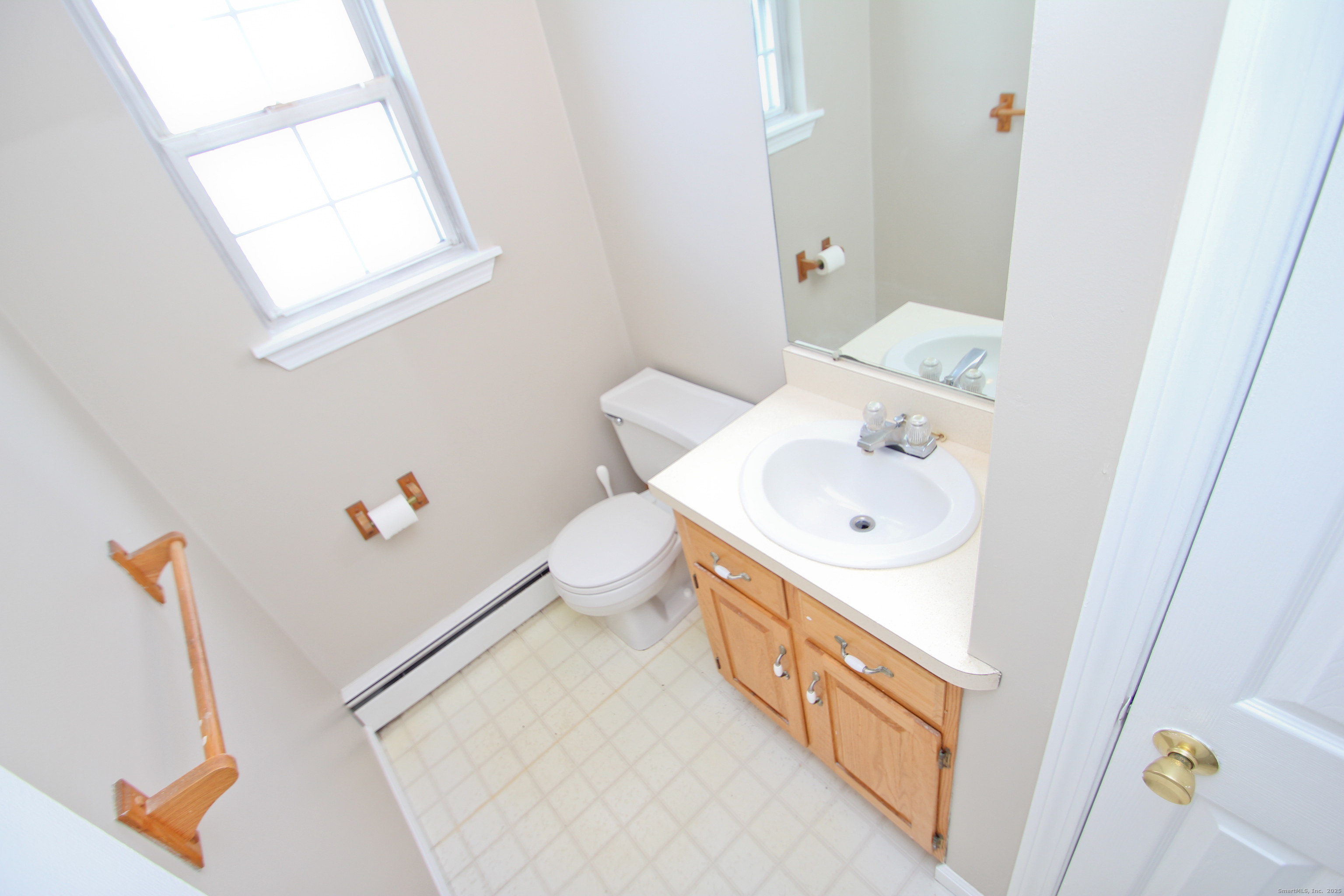 3 Park Avenue, Unit B Enfield, CT 06082 - Photo 8 of 16