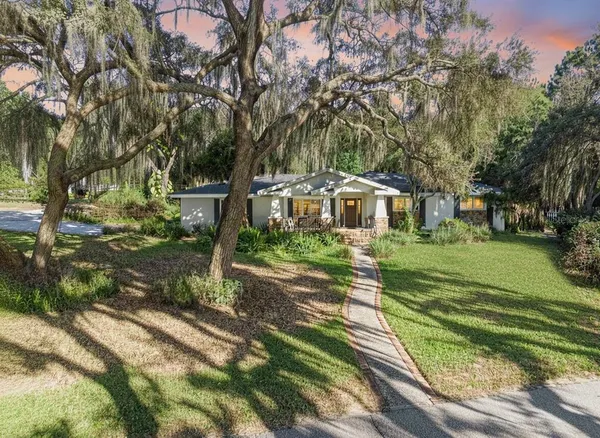 $995,000 | 103 South Lakeshore Drive, Minneola, FL 34715