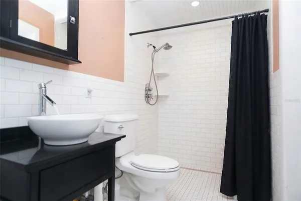 $995,000 | 103 South Lakeshore Drive, Minneola, FL 34715