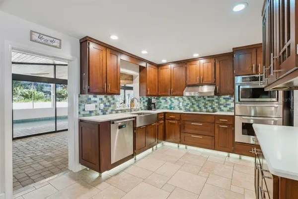 $995,000 | 103 South Lakeshore Drive, Minneola, FL 34715