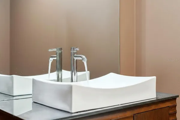 $995,000 | 103 South Lakeshore Drive, Minneola, FL 34715