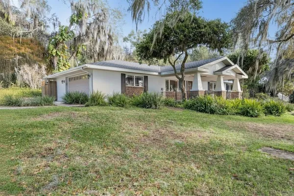 $995,000 | 103 South Lakeshore Drive, Minneola, FL 34715