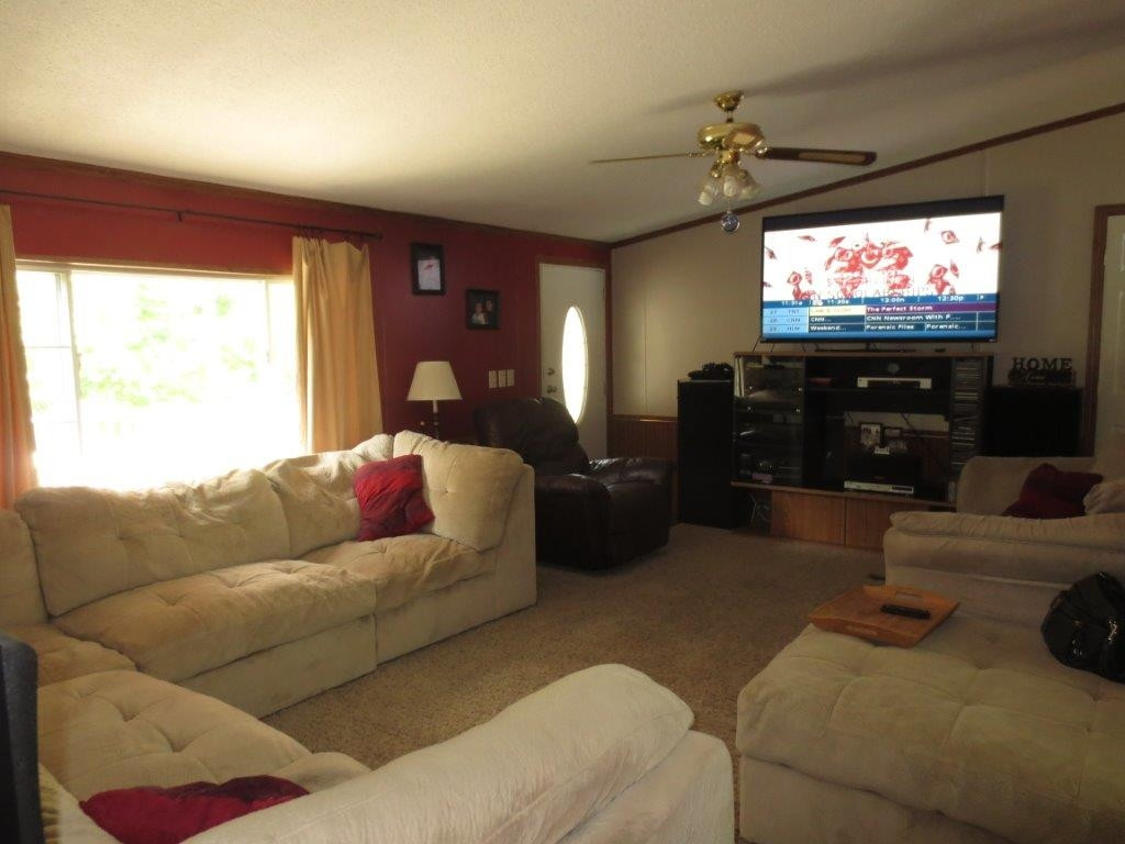 129 Valley Road Telford, TN 37690 - Photo 9 of 24 large living room