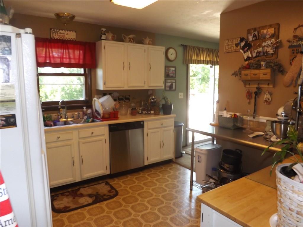 339 Profio Road McDonald, PA 15057 - Photo 8 of 22 Gallery Image 8