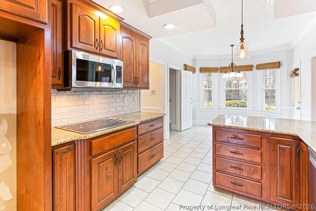 $549,900 | 612 Longwood Place, Fayetteville, NC 28314