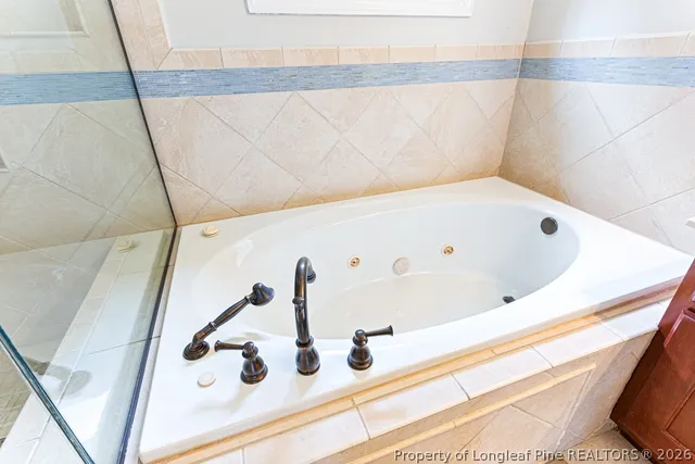 $549,900 | 612 Longwood Place, Fayetteville, NC 28314