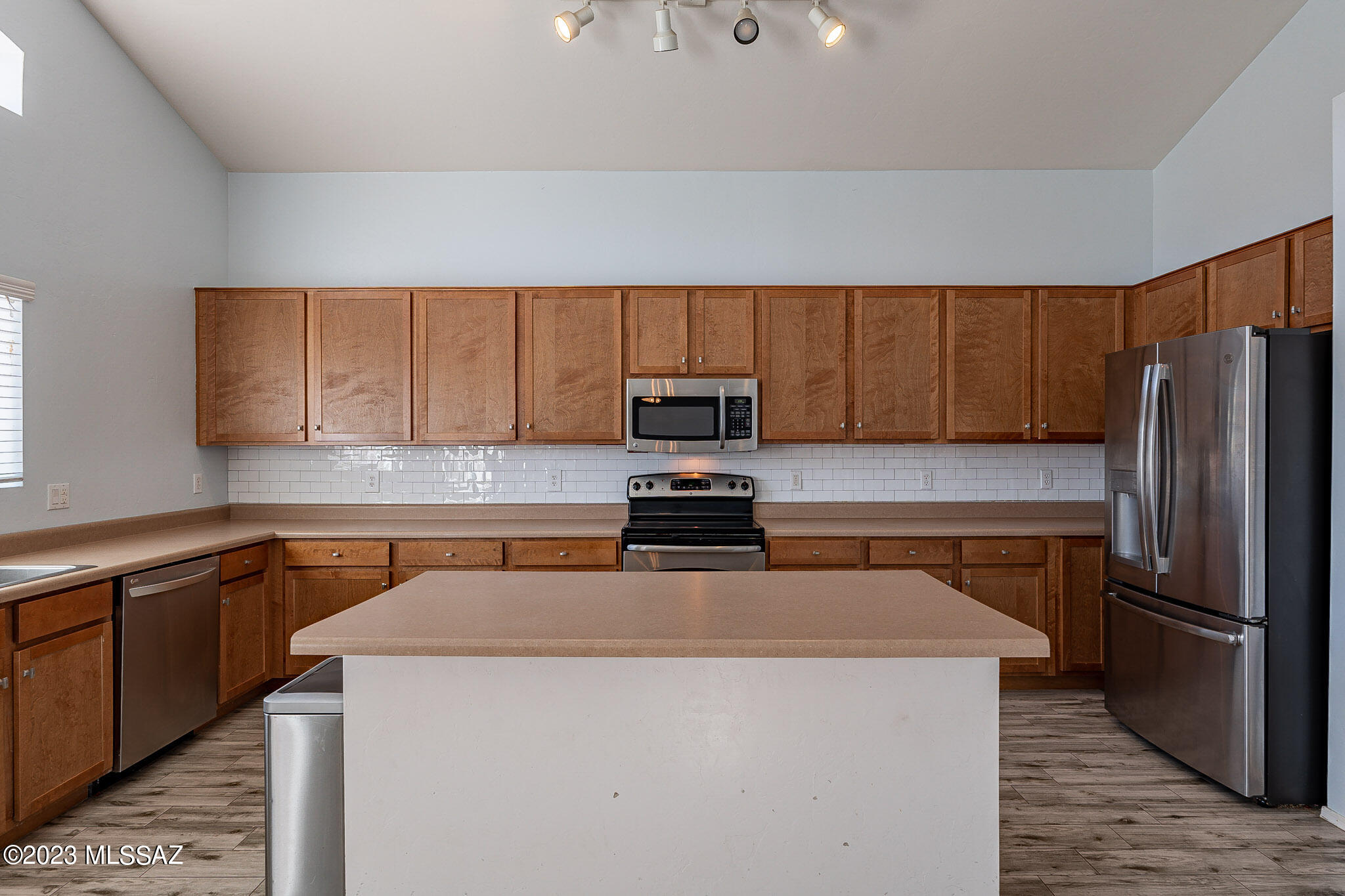 139 West Cheevers Street Vail, AZ 85641 - Photo 8 of 29