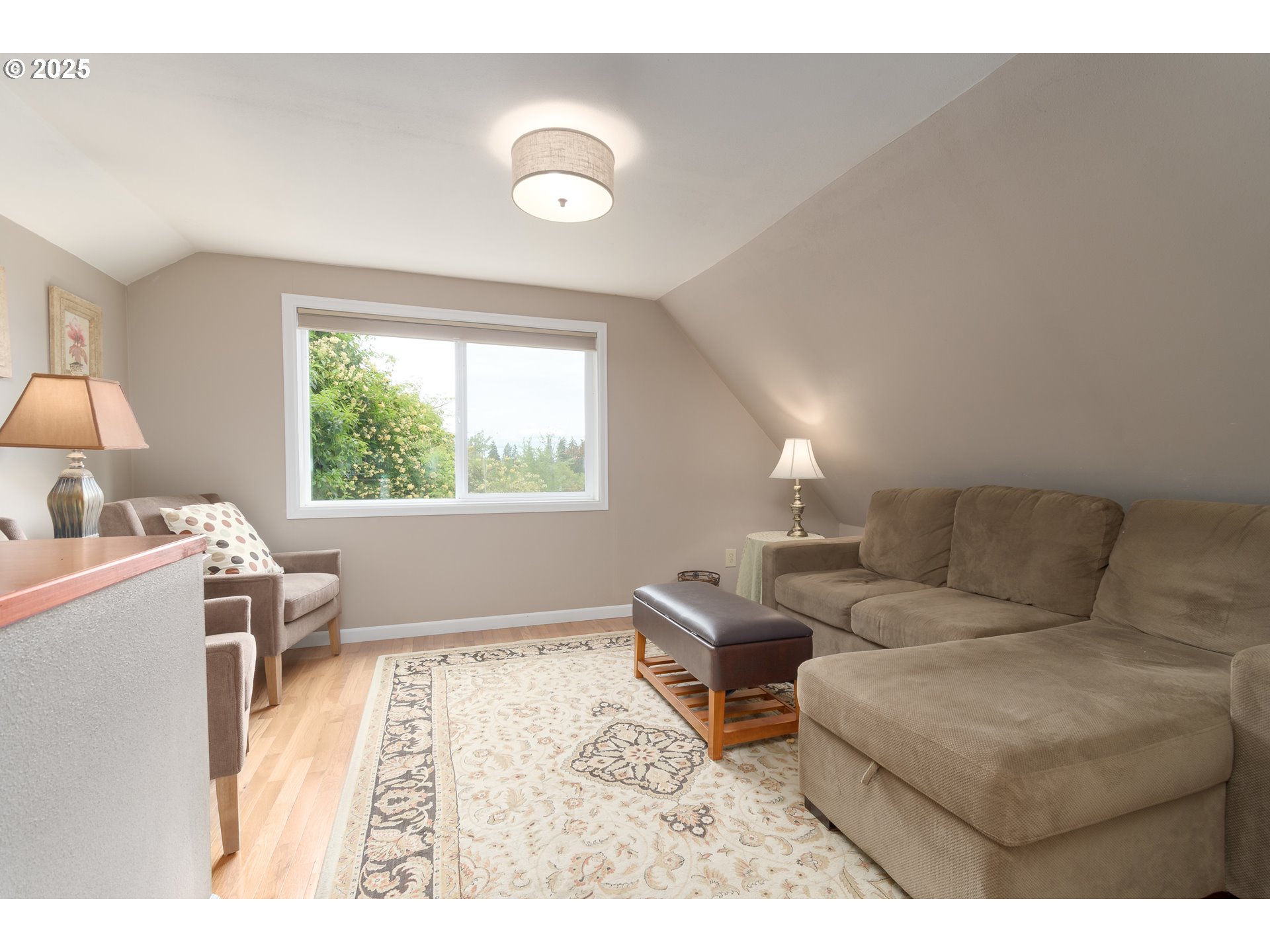 2108 Charnelton Street Eugene, OR 97405 - Photo 11 of 20