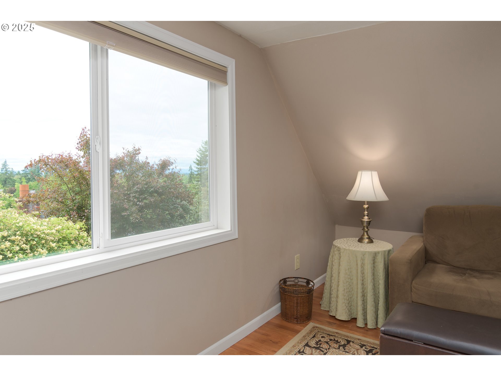 2108 Charnelton Street Eugene, OR 97405 - Photo 12 of 20