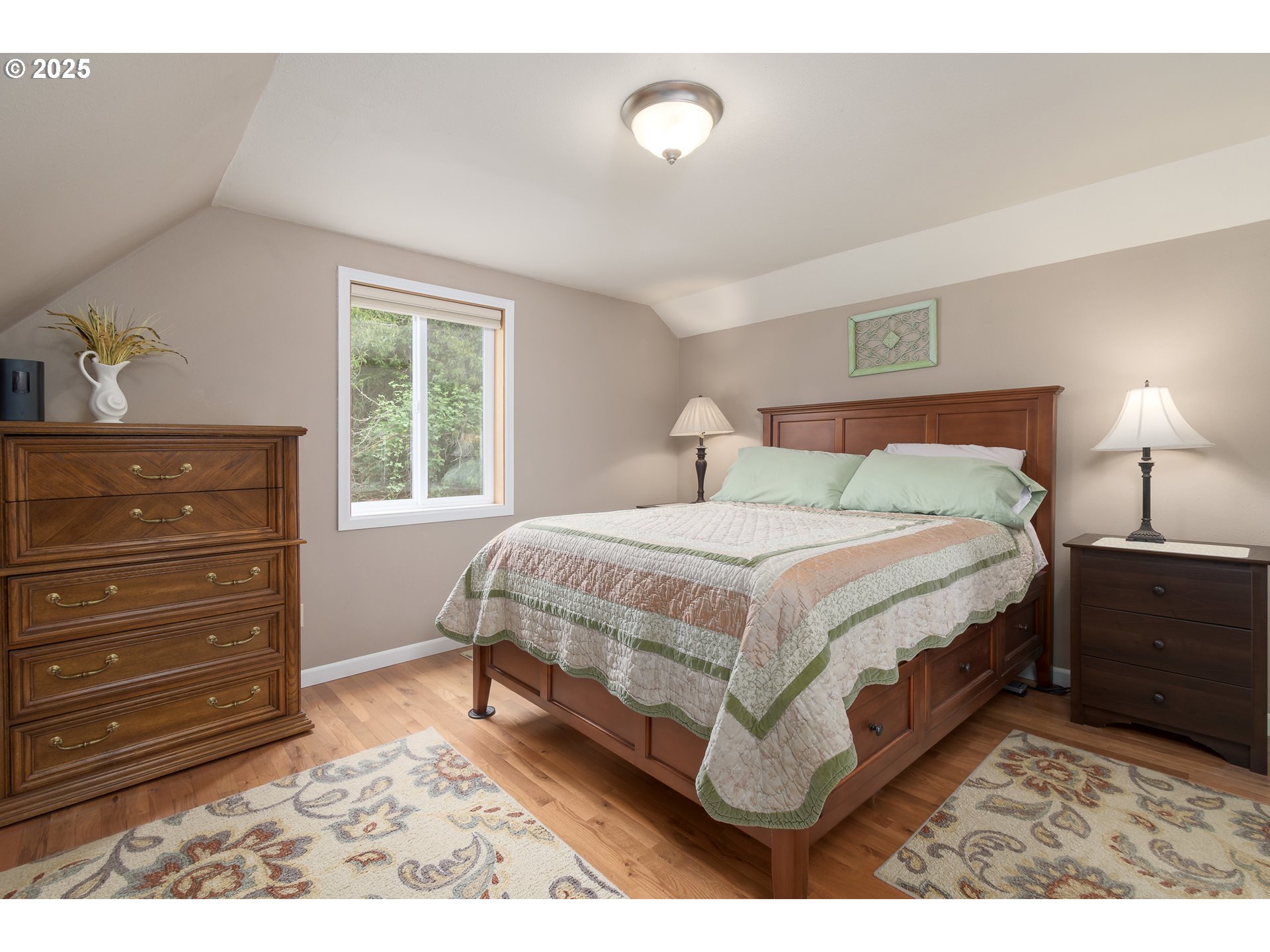 2108 Charnelton Street Eugene, OR 97405 - Photo 13 of 20 Bedroom