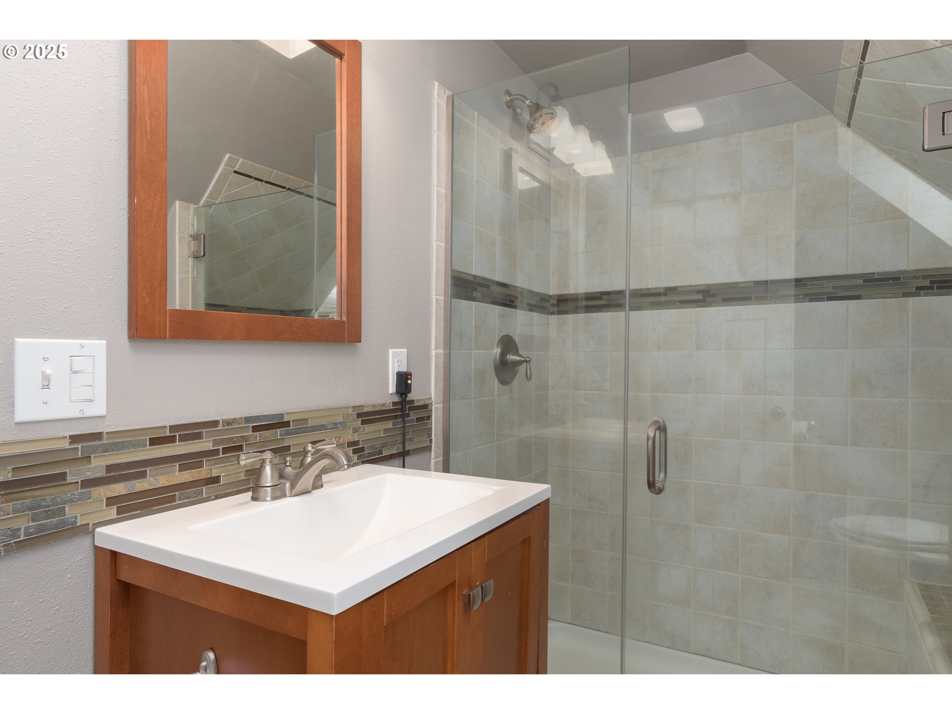 2108 Charnelton Street Eugene, OR 97405 - Photo 16 of 20