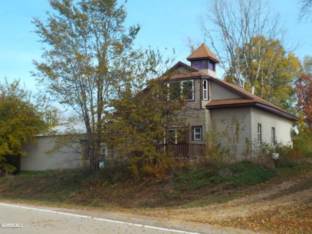 8833 South Massbach Road Elizabeth, IL 61028 - Photo 1 of 24 Gallery Image 1