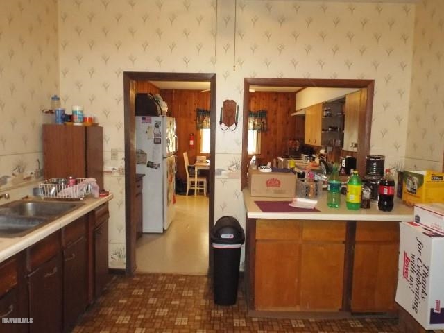8833 South Massbach Road Elizabeth, IL 61028 - Photo 4 of 24 Gallery Image 4