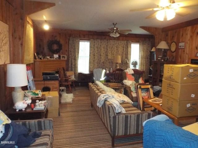 8833 South Massbach Road Elizabeth, IL 61028 - Photo 5 of 24 Gallery Image 5