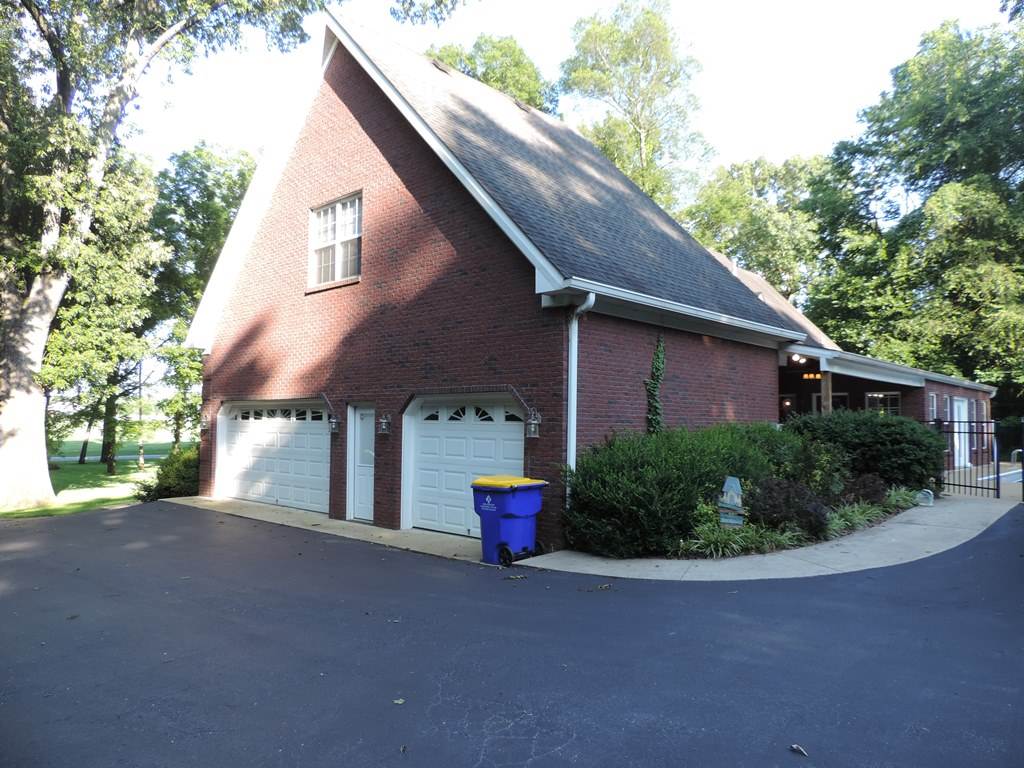 683 Matlock Road Bowling Green, KY 42104 - Photo 27 of 35 Gallery Image 27