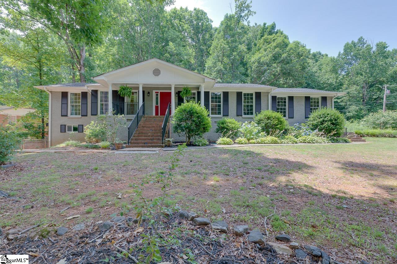 140 Arrowhead Road Greenville, SC 29609 - Photo 1 of 36 Gallery Image 1