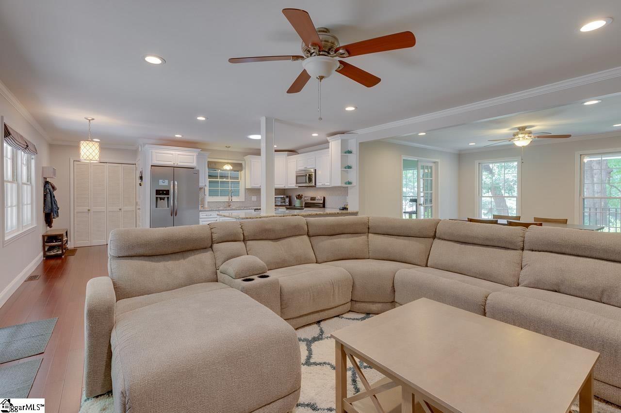 140 Arrowhead Road Greenville, SC 29609 - Photo 11 of 36 Gallery Image 11