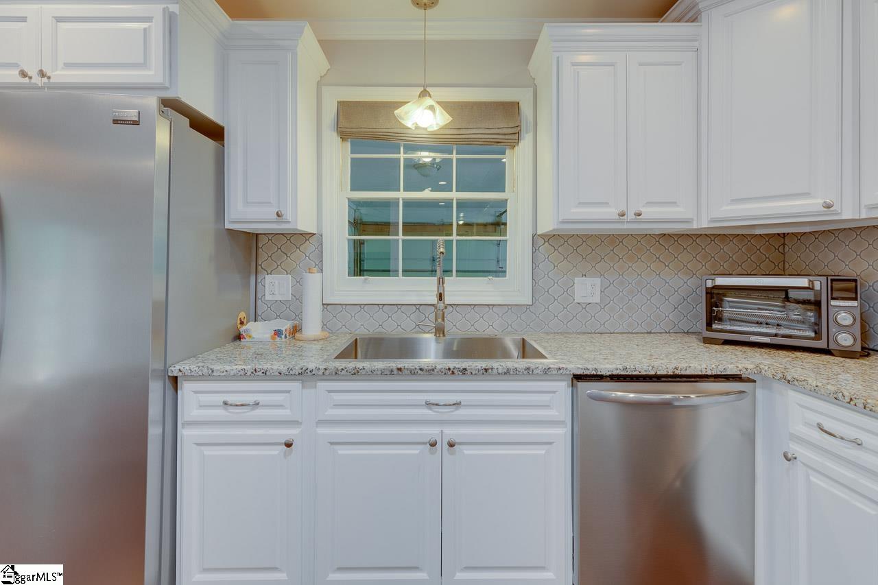 140 Arrowhead Road Greenville, SC 29609 - Photo 17 of 36 Gallery Image 17