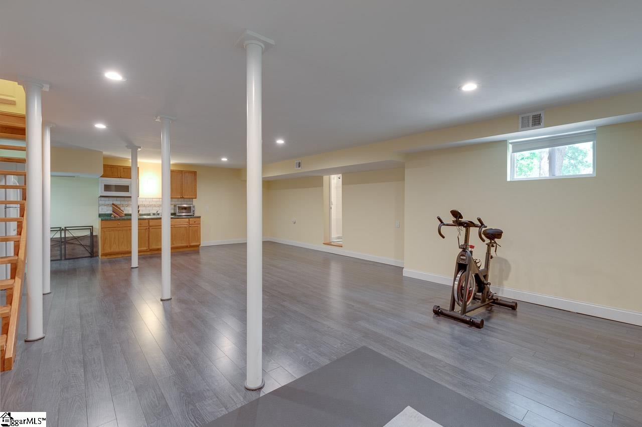 140 Arrowhead Road Greenville, SC 29609 - Photo 29 of 36 Gallery Image 29