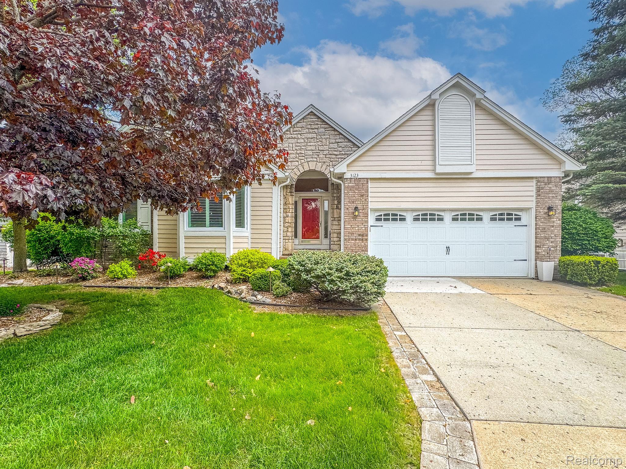 3123 Fairgrove Terrace Rochester, MI 48309 - Photo 1 of 48 Gallery Image 1