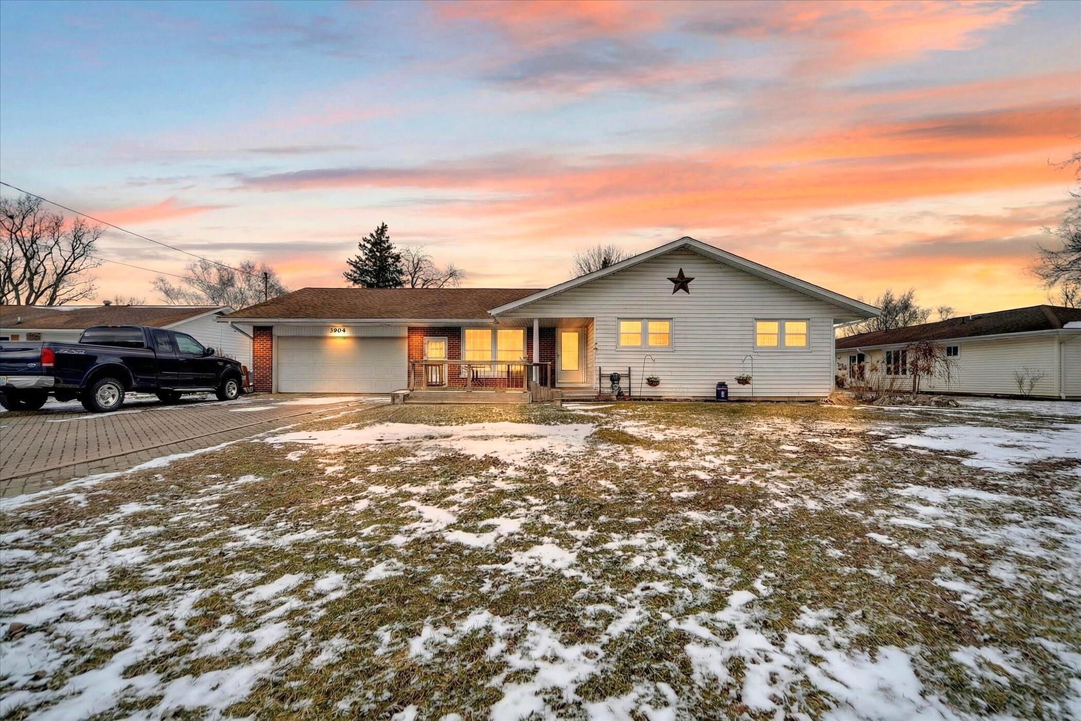 3904 Memory Lane Jackson, MI 49201 - Photo 1 of 33 01-1-3904-Memory-Ln-Jackson-MI-49201-Win