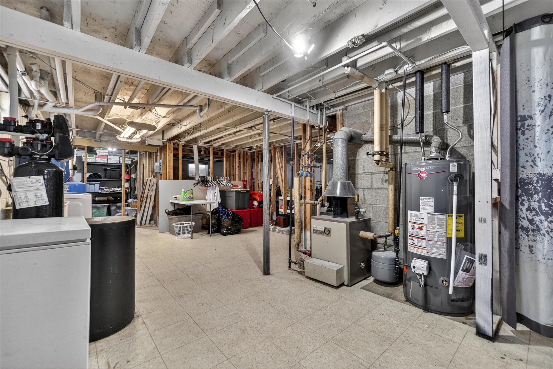 3904 Memory Lane Jackson, MI 49201 - Photo 29 of 33 31-3904-Memory-Ln-Jackson-MI-49201-Windo