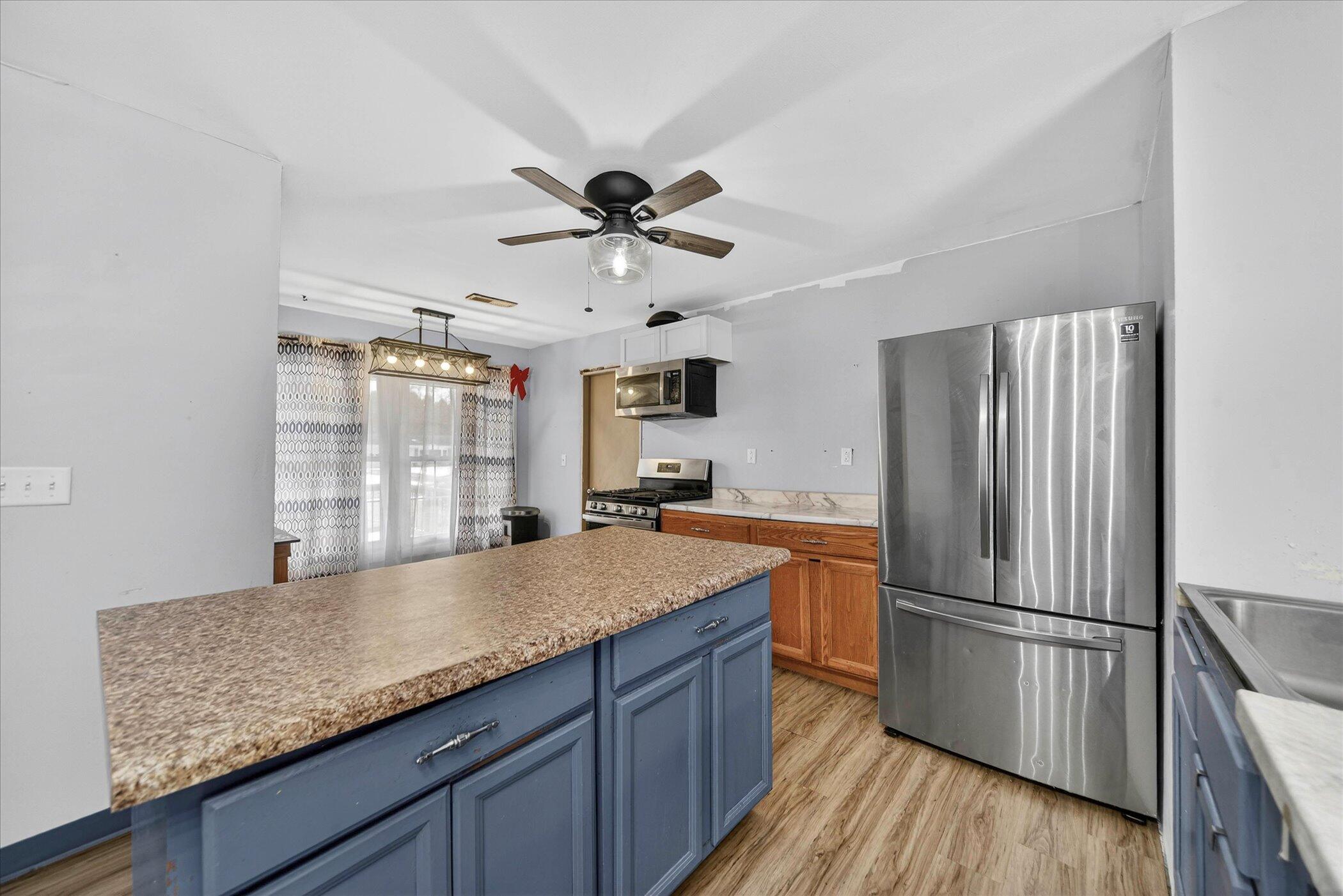 3904 Memory Lane Jackson, MI 49201 - Photo 9 of 33 13-3904-Memory-Ln-Jackson-MI-49201-Windo