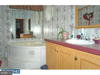 1184 Long Ln Road Kutztown, PA 19530 - Photo 8 of 11 Gallery Image 8