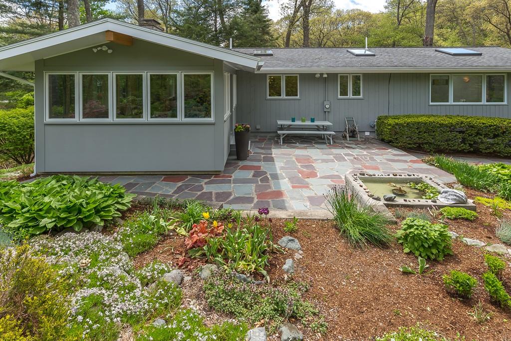 5 Mason Street Lexington, MA 02421 - Photo 2 of 17