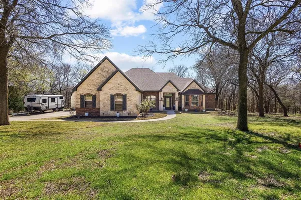 $987,000 | 107 Falls Creek Lane, Gunter, TX 75058