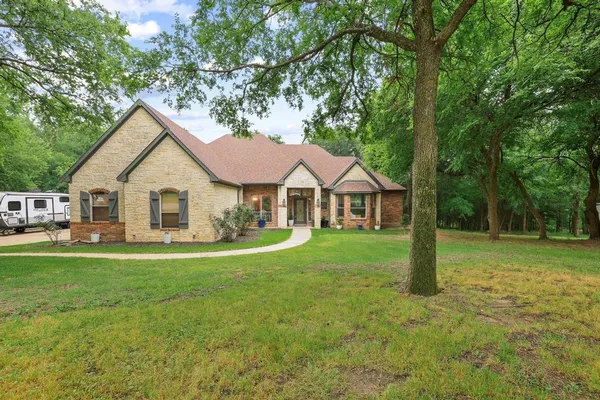 $987,000 | 107 Falls Creek Lane, Gunter, TX 75058