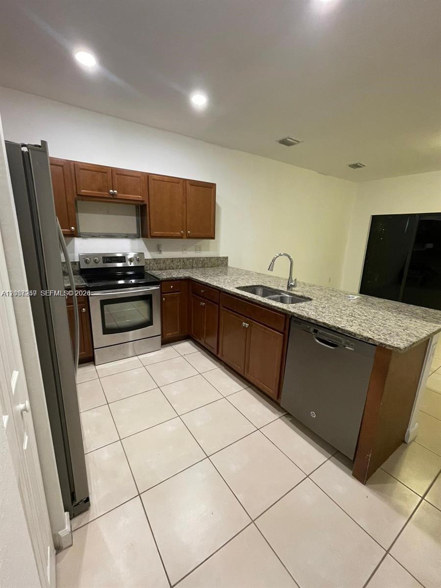 24804 Southwest 116th Avenue Homestead, FL 33032 - Photo 3 of 13