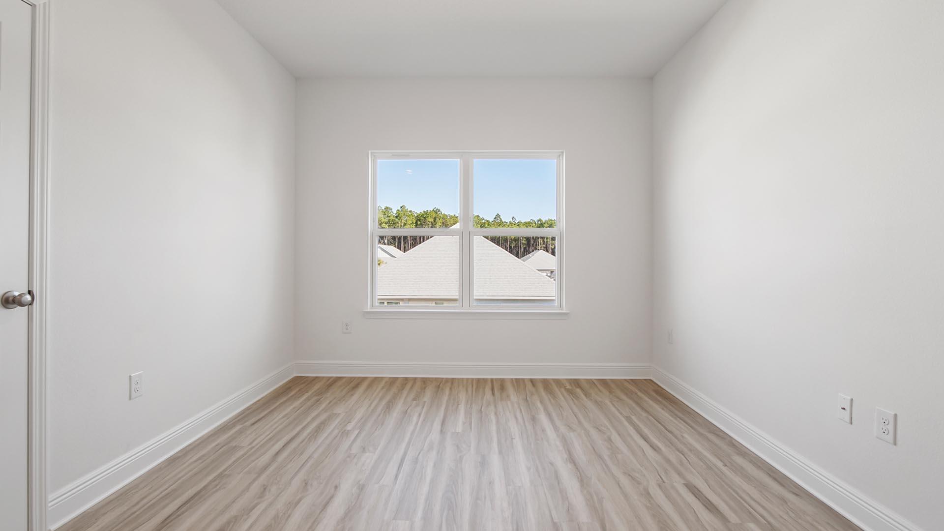 373 Holley Grv Lane Santa Rosa Beach, FL 32459 - Photo 38 of 46 an empty room with a window