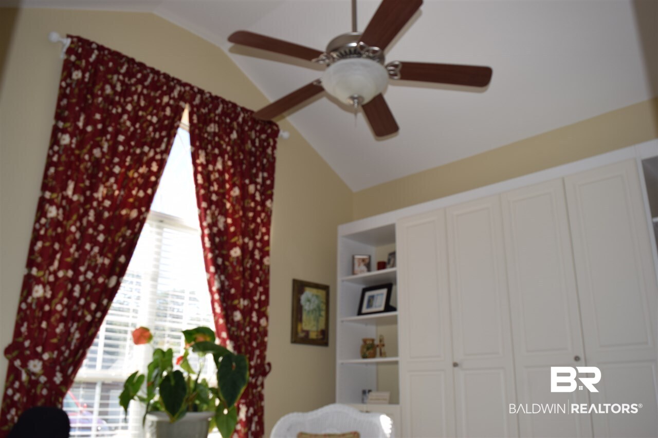 5584 Fairfield Place Mobile, AL 36609 - Photo 5 of 30