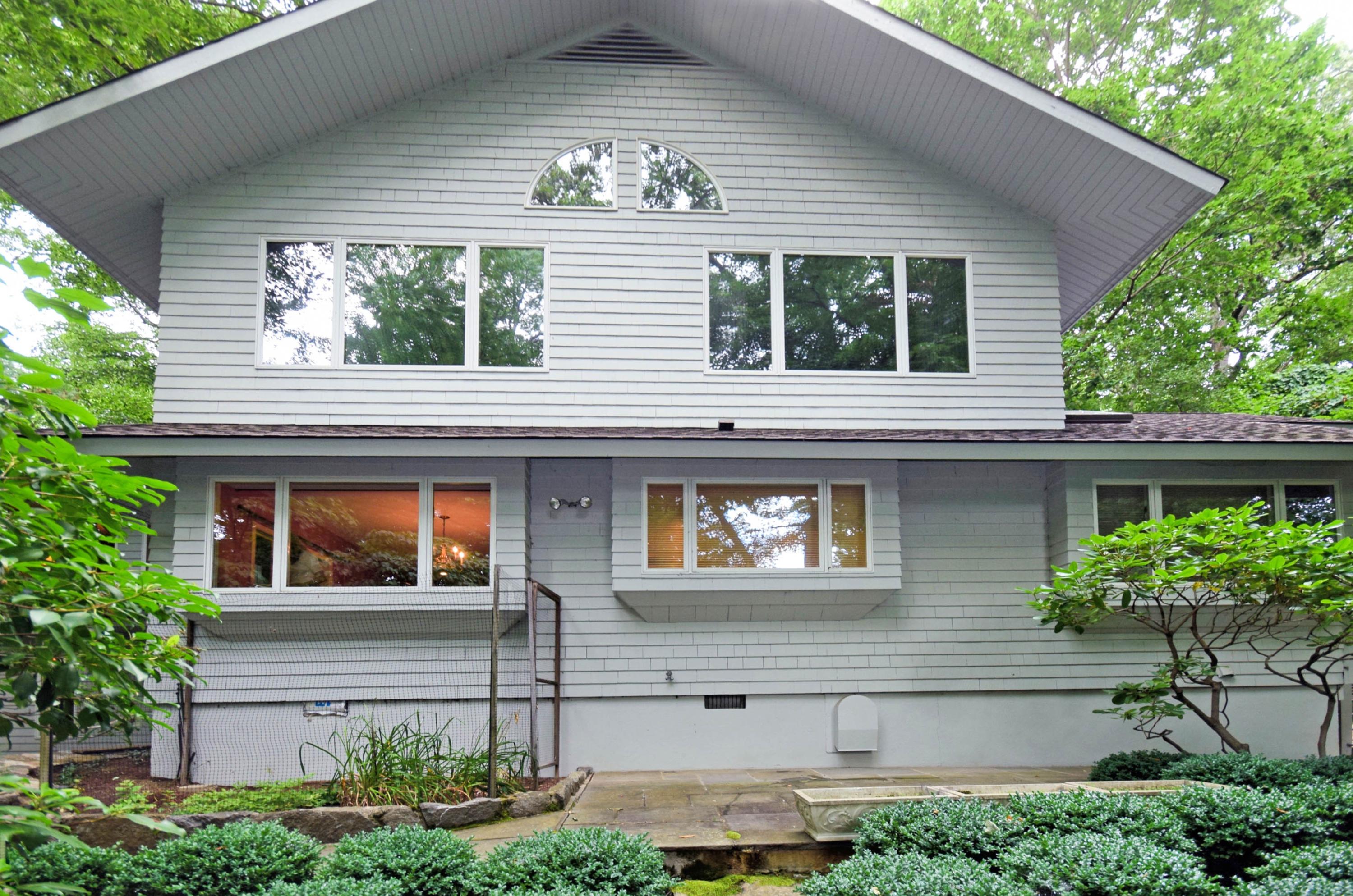 11 Wildcat Road Darien, CT 06820 - Photo 3 of 25 a view of house with front yard