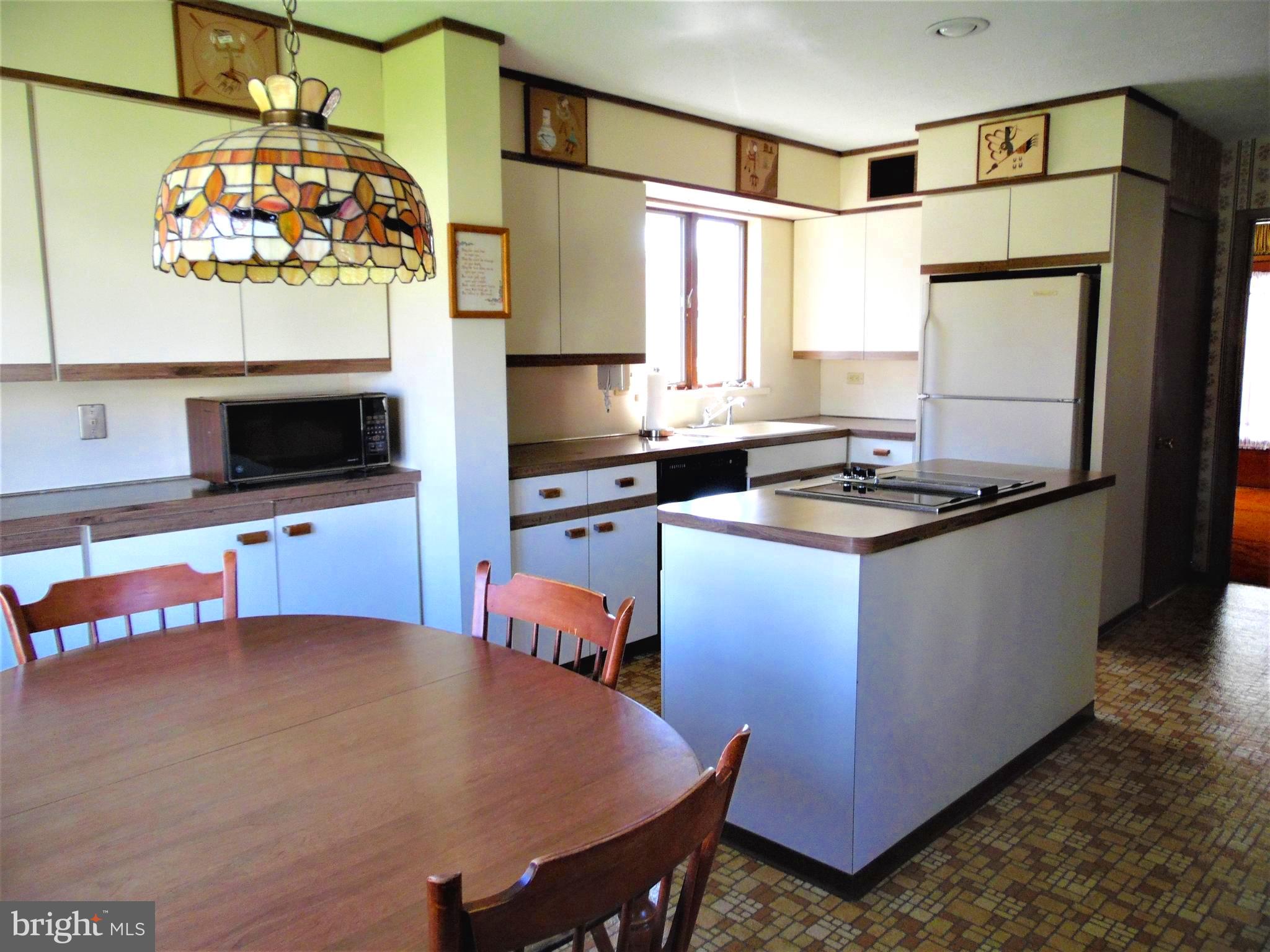 18908 Legislative Road Southwest Barton, MD 21521 - Photo 13 of 28 Nice spacious kitchen