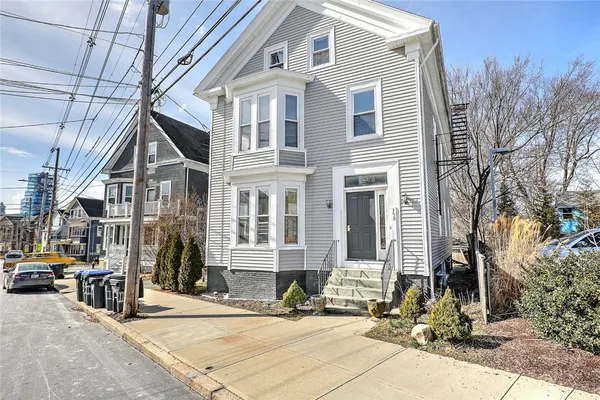 $1,850 | 390 Hope Street, Unit 3, Providence, RI 02906