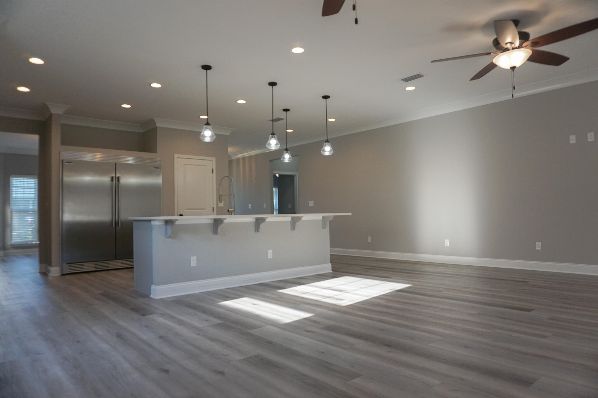 48 9th Avenue Shalimar, FL 32579 - Photo 17 of 60 a view of kitchen and windows