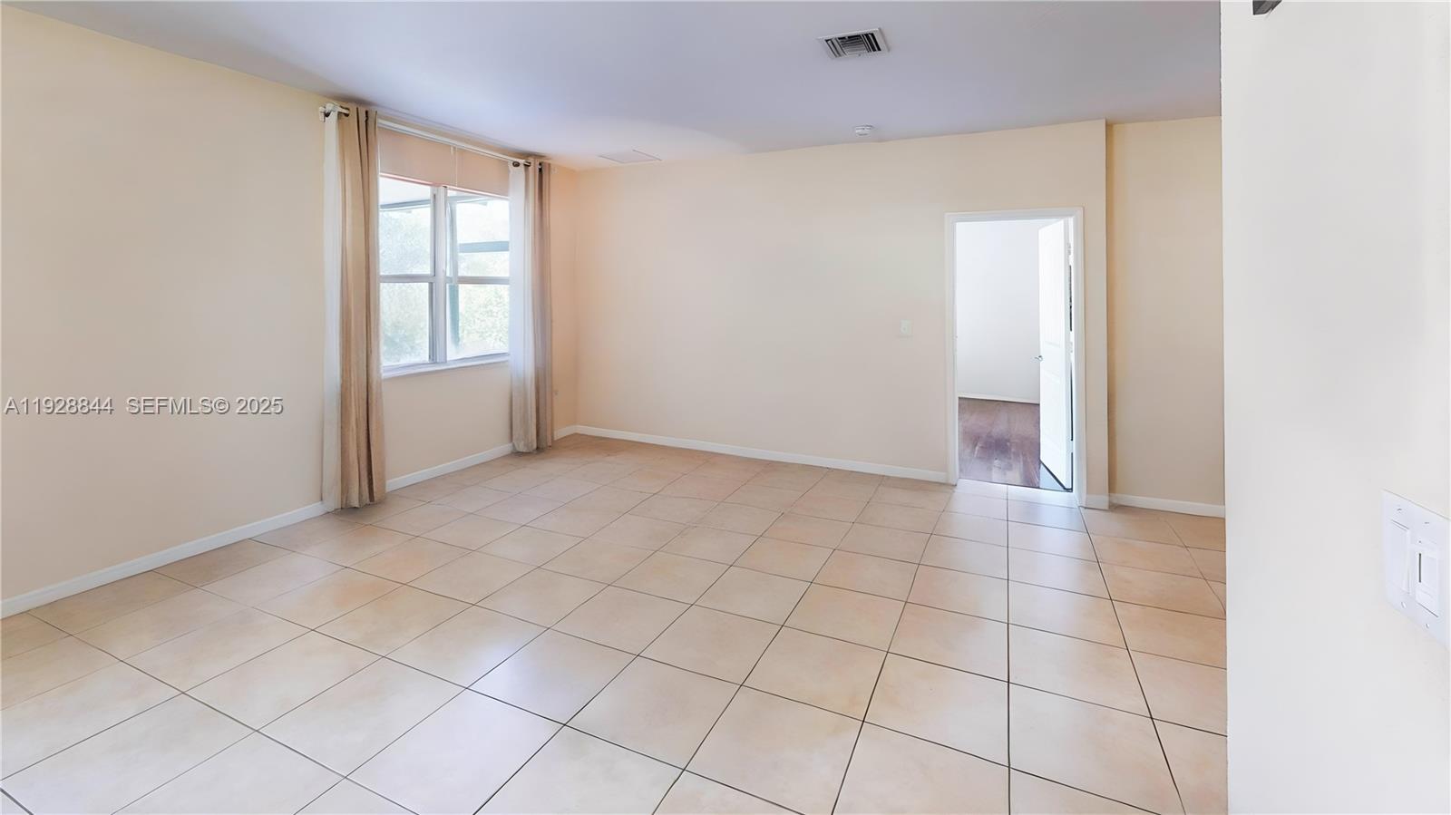 3090 Southeast 7th Court Homestead, FL 33033 - Photo 13 of 80