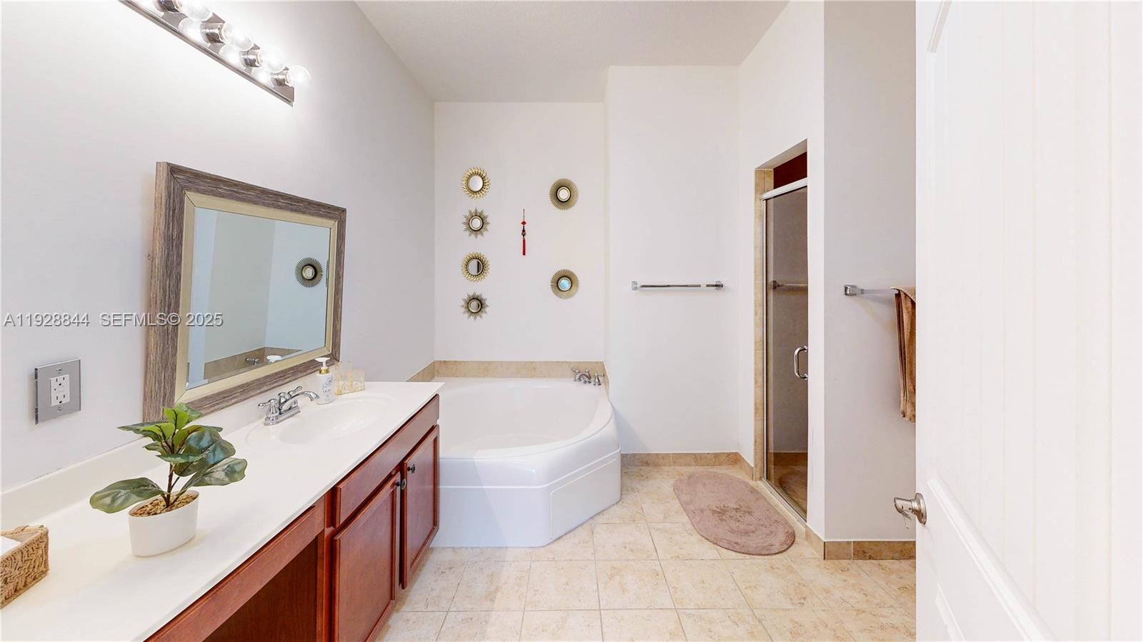 3090 Southeast 7th Court Homestead, FL 33033 - Photo 27 of 80