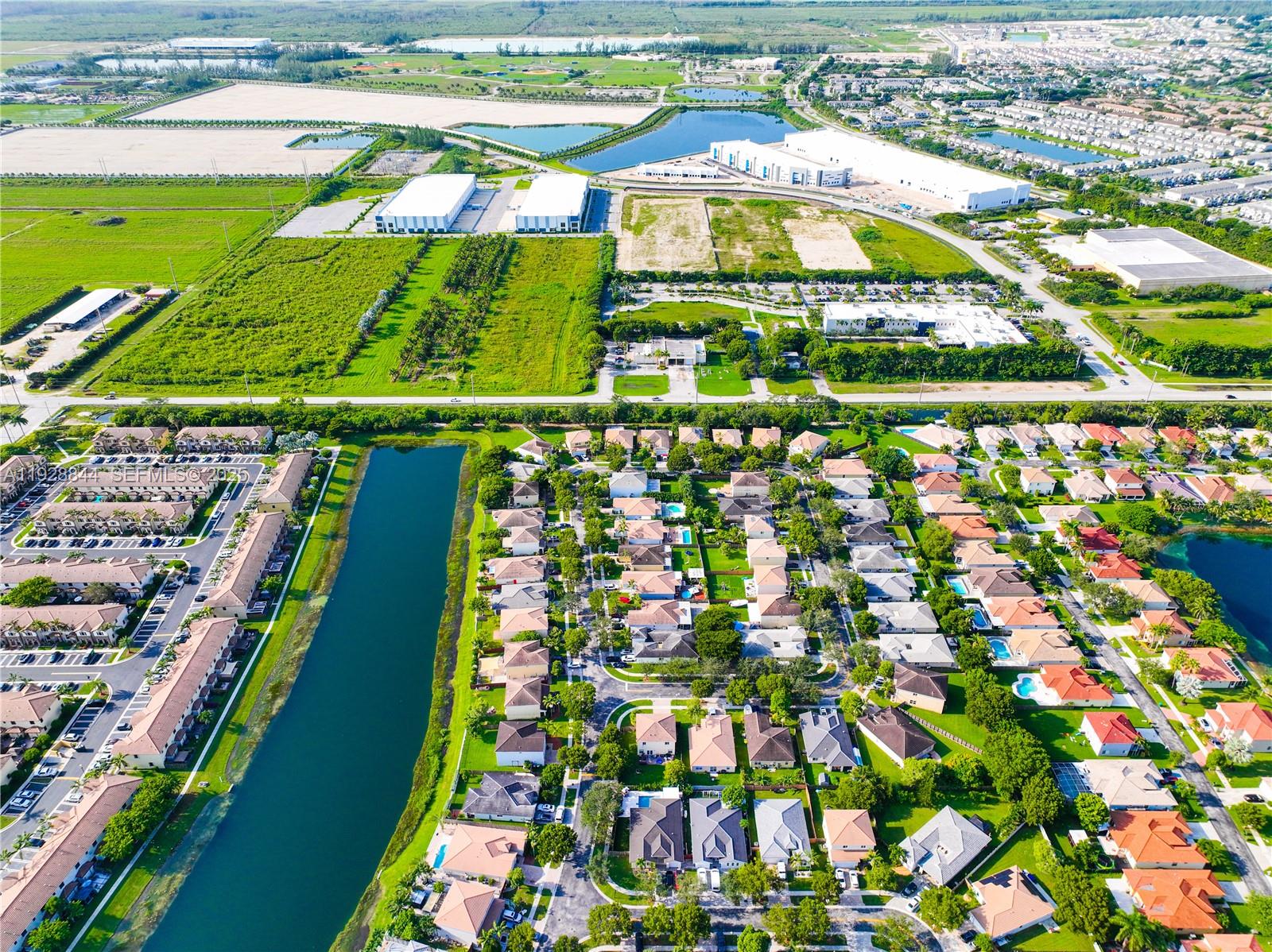 3090 Southeast 7th Court Homestead, FL 33033 - Photo 62 of 80