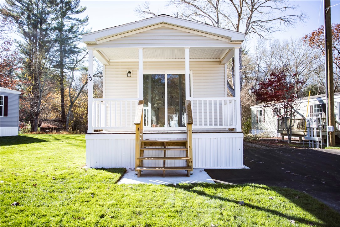 30 Toadstool Knolls Charlestown, RI 02813 - Photo 3 of 29