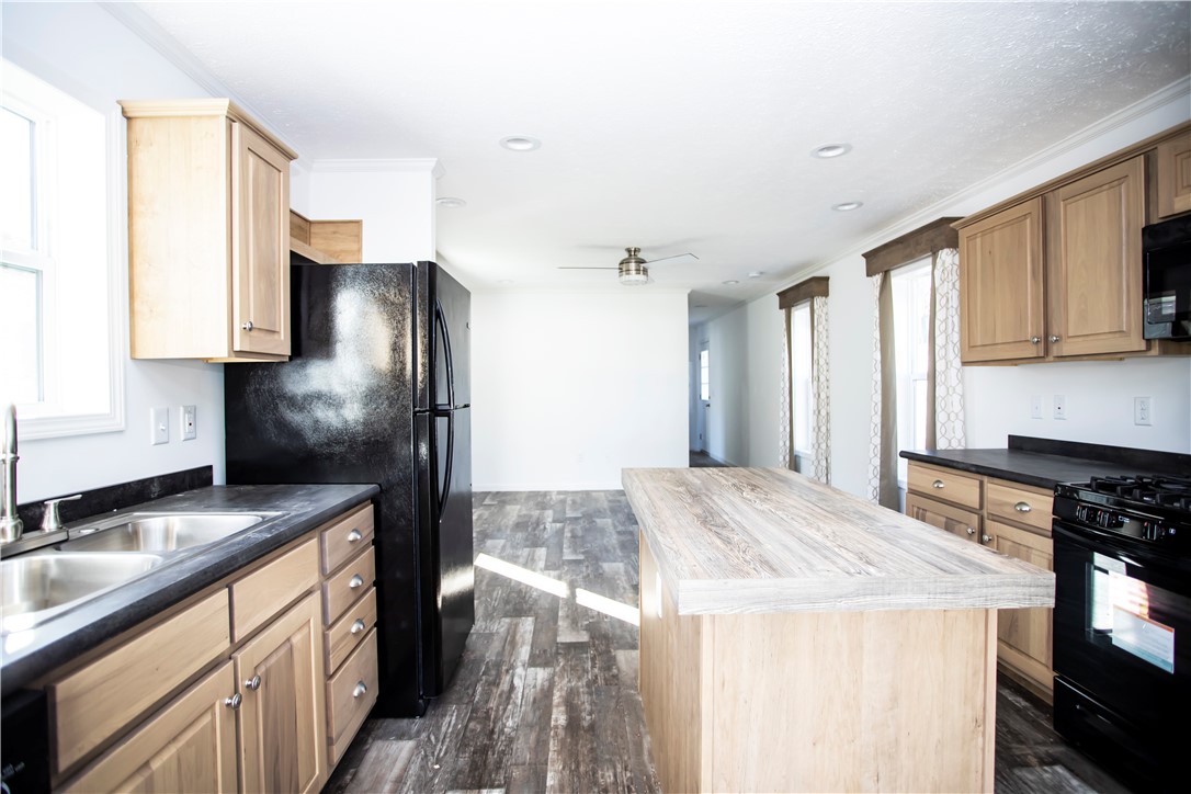 30 Toadstool Knolls Charlestown, RI 02813 - Photo 7 of 29