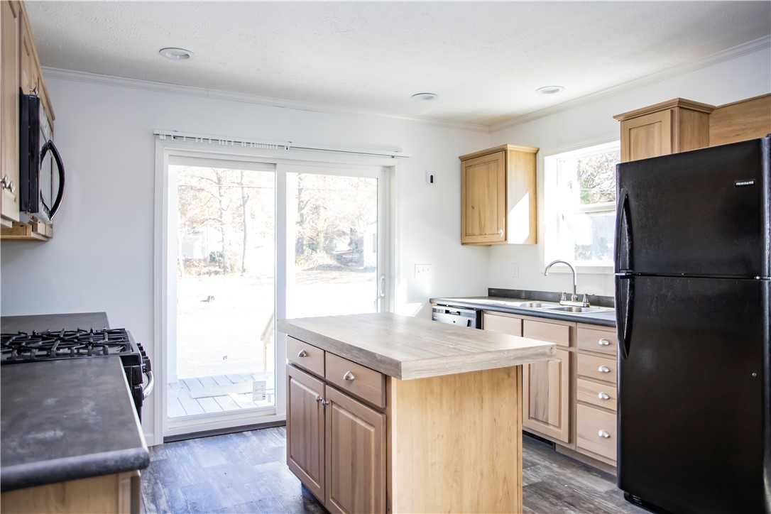 30 Toadstool Knolls Charlestown, RI 02813 - Photo 10 of 29