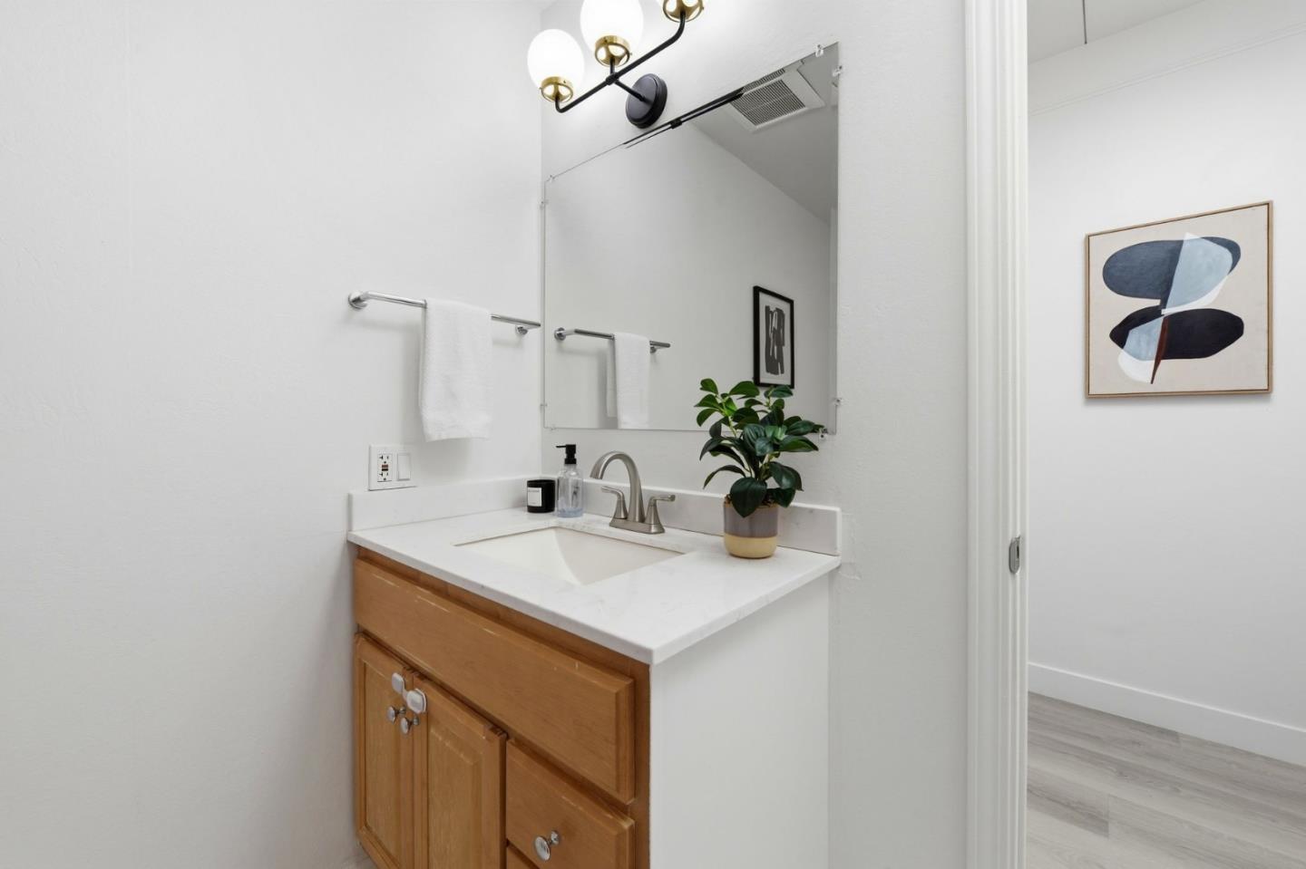 3909 Middlefield Road, Unit E Palo Alto, CA 94303 - Photo 22 of 38