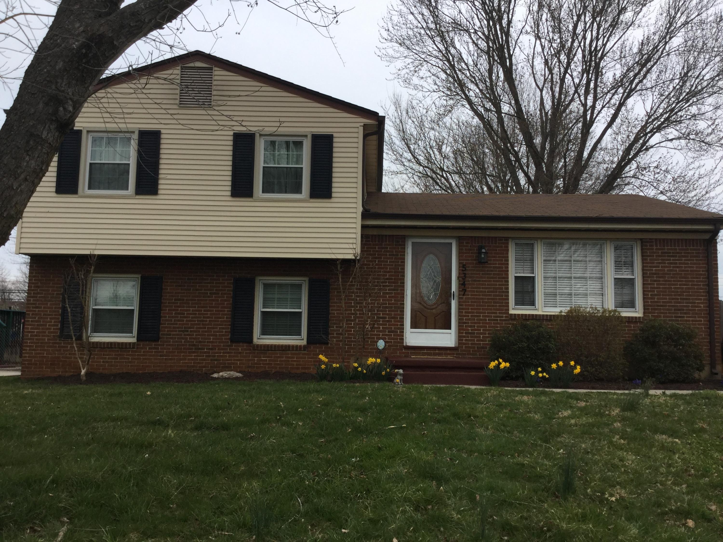 5347 Daytona Road Roanoke, VA 24019 - Photo 1 of 1 Front of House