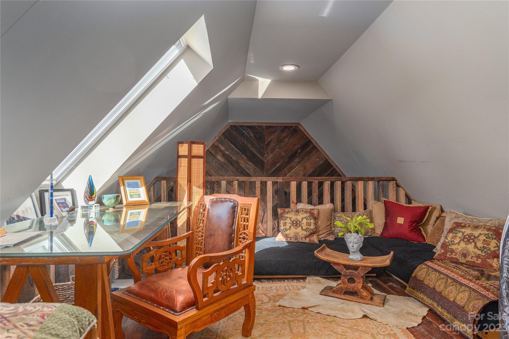 33 Taproot Trail Barnardsville, NC 28709 - Photo 12 of 46 a living room with furniture