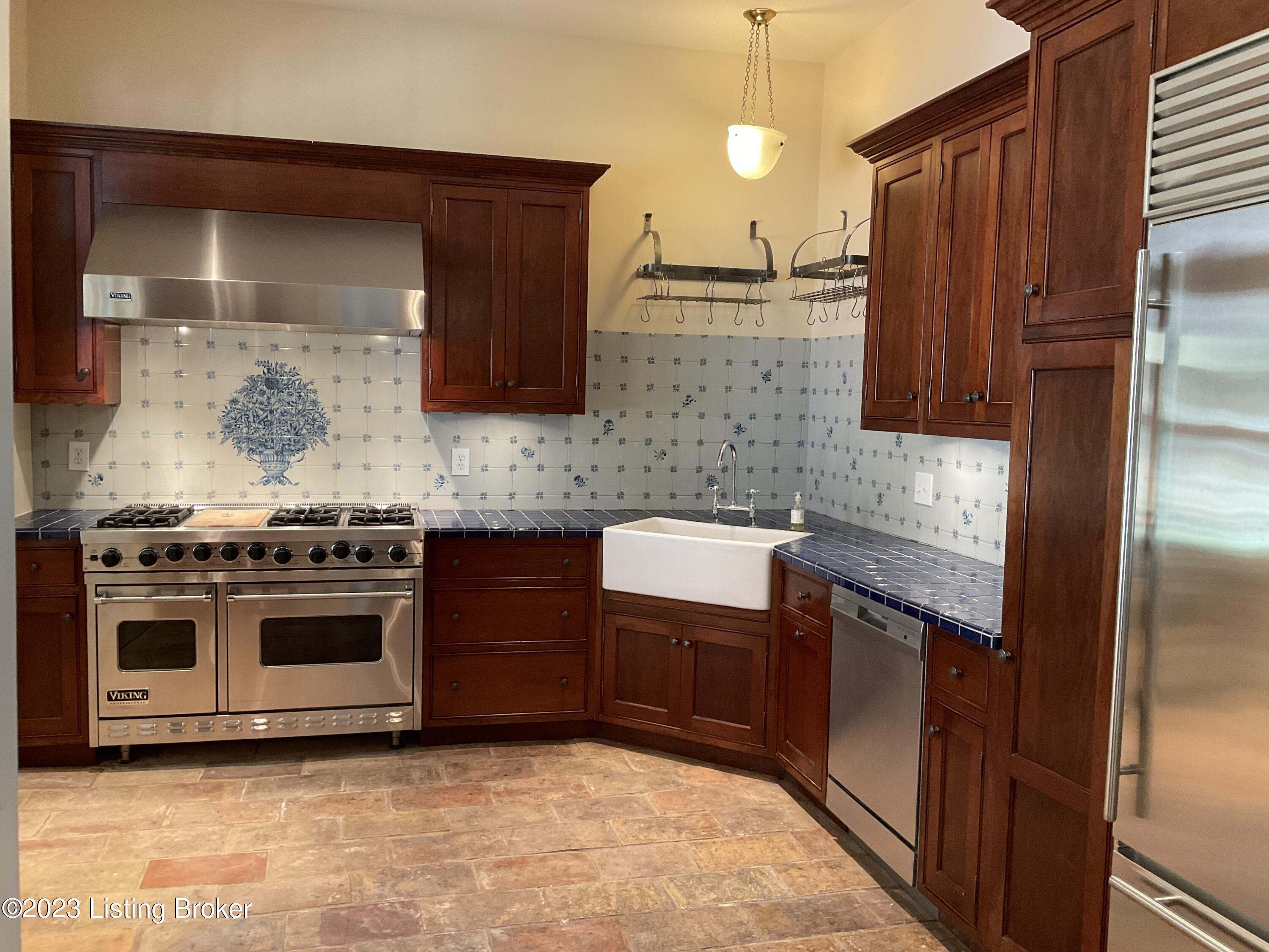 7903 Rose Island Road Prospect, KY 40059 - Photo 18 of 46 IMG_0151