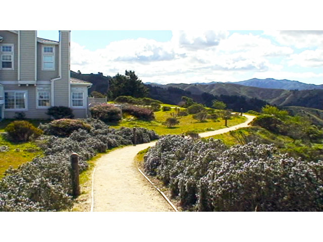 49 Outlook Circle Pacifica, CA 94044 - Photo 13 of 22