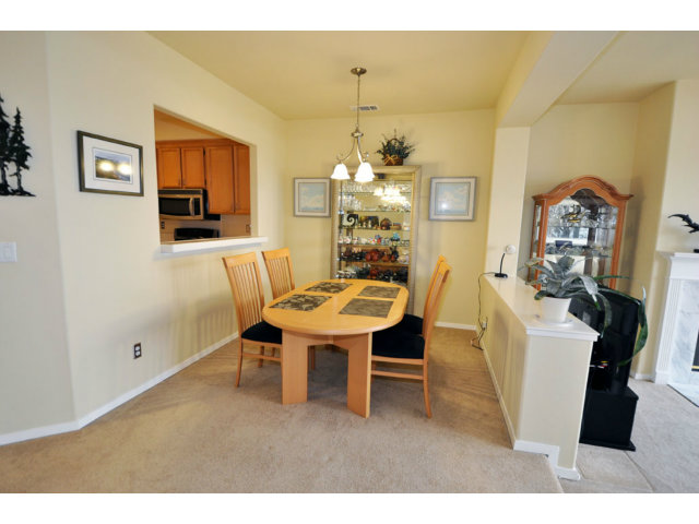 49 Outlook Circle Pacifica, CA 94044 - Photo 4 of 22